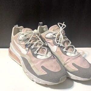 Nike Air 270 react sneakers